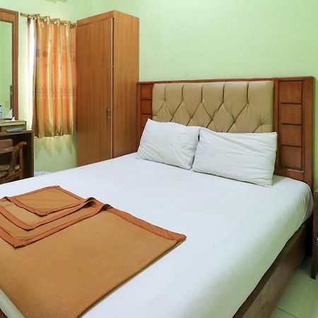 Hotel Prisma Sidoarjo Ngoại thất bức ảnh