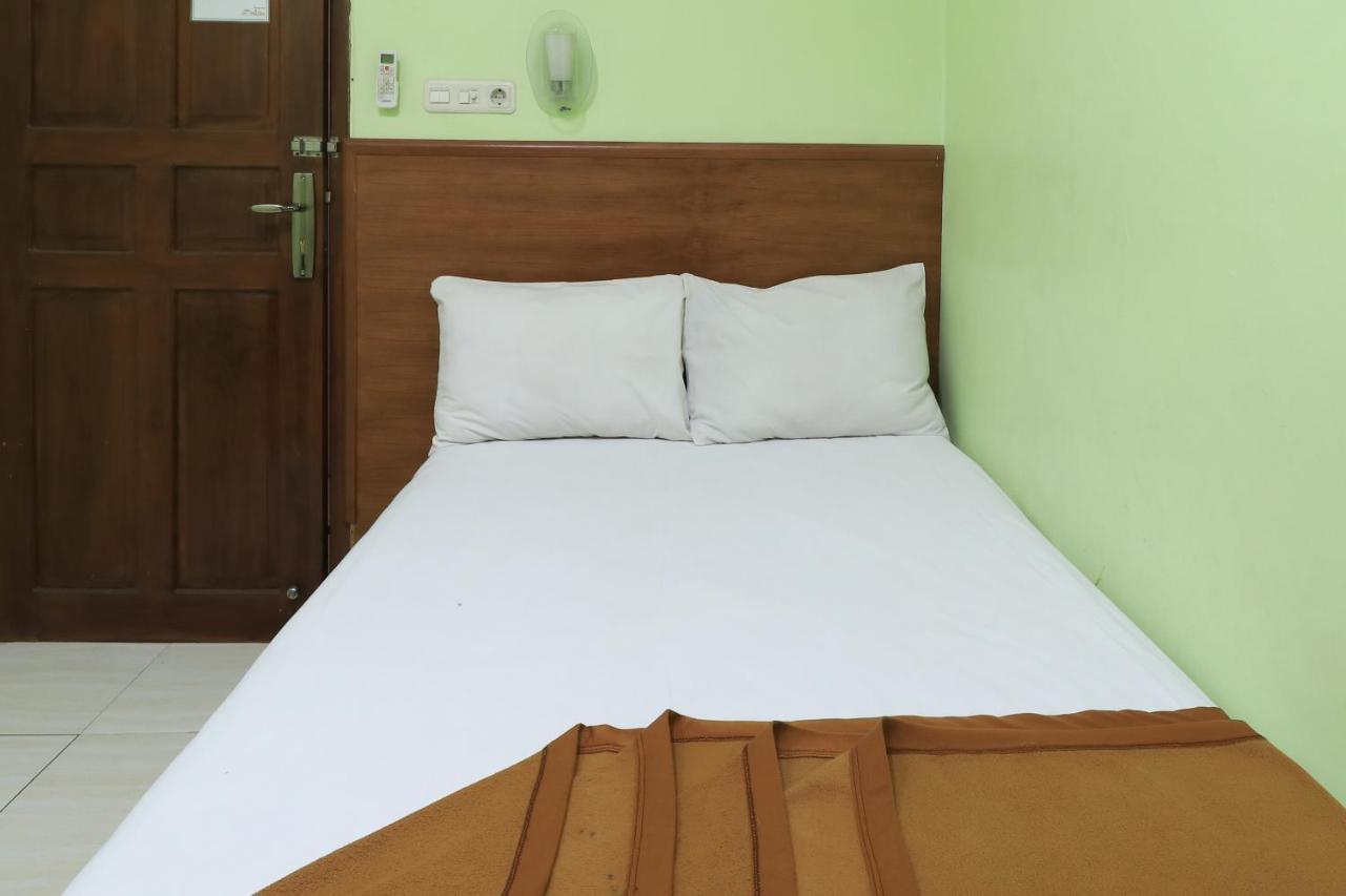 Hotel Prisma Sidoarjo Ngoại thất bức ảnh