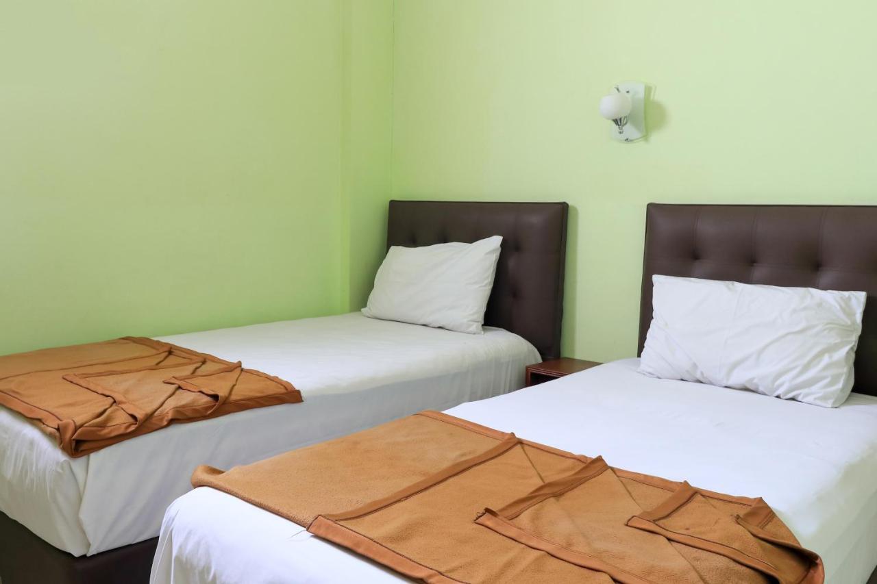Hotel Prisma Sidoarjo Ngoại thất bức ảnh