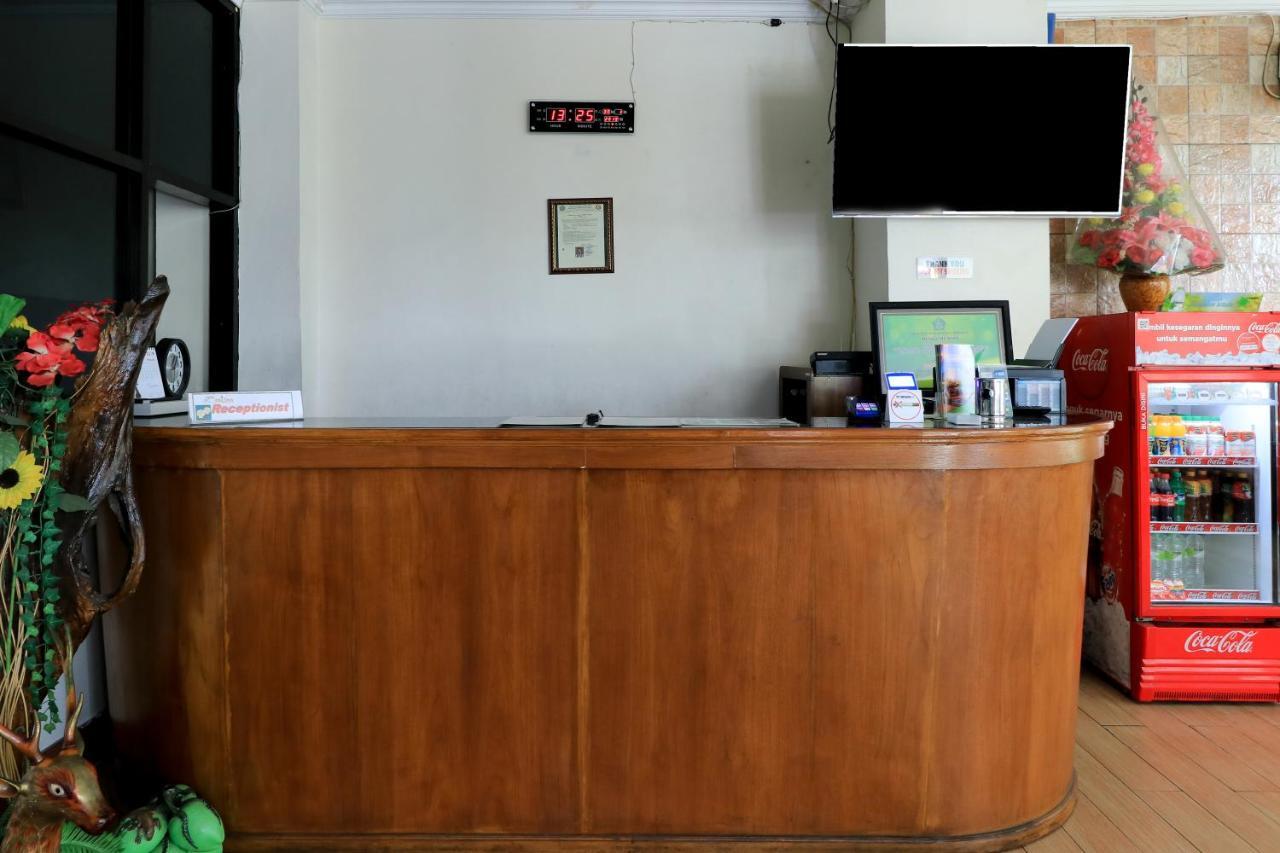Hotel Prisma Sidoarjo Ngoại thất bức ảnh