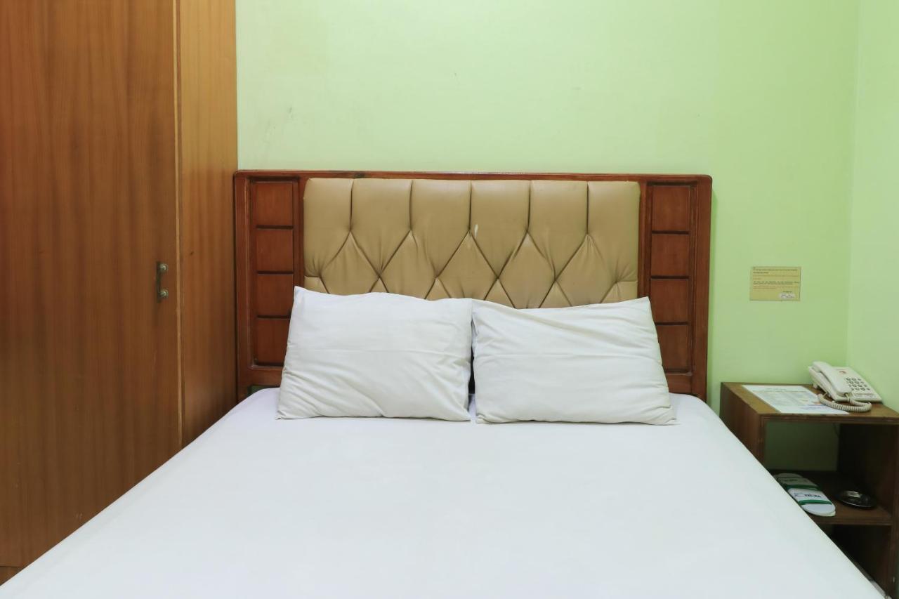 Hotel Prisma Sidoarjo Ngoại thất bức ảnh